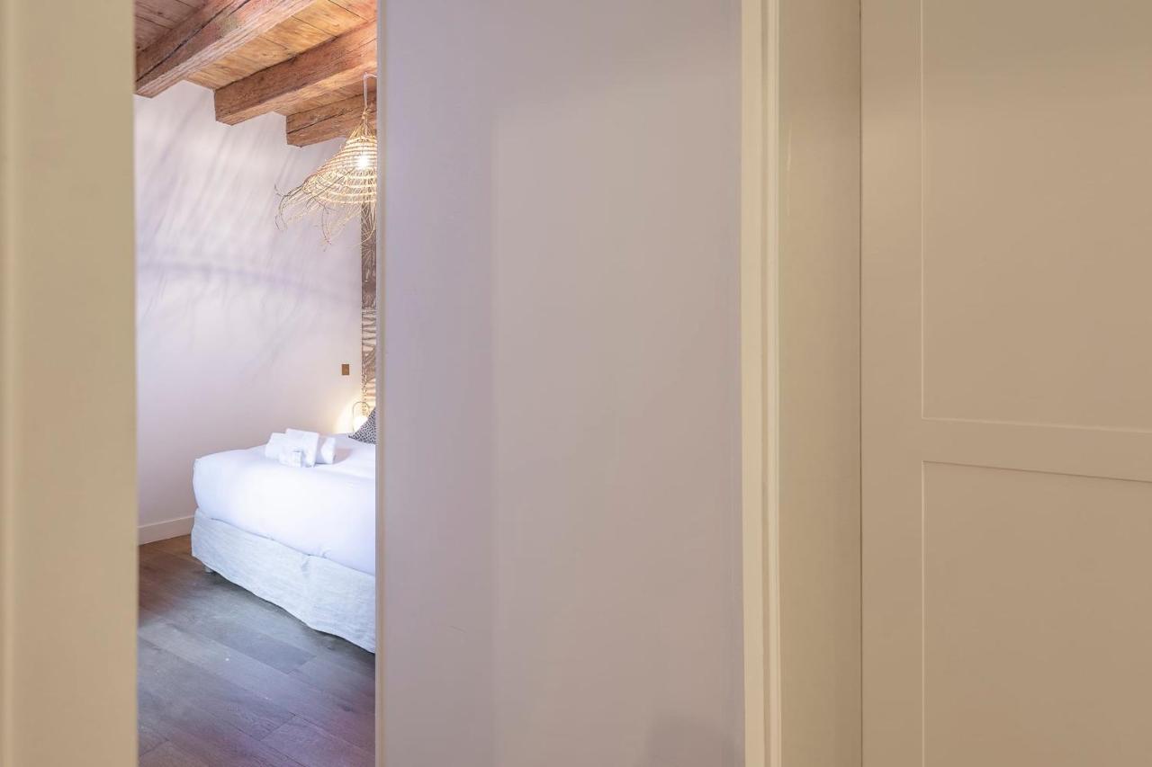 Spacious Apartment Rated 4 Stars In The Heart Of The Old Town Annecy Exterior photo